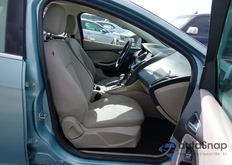 2012 Ford Focus Sel z USA, uszkodzony, nr VIN 1FAHP3H22CL377556